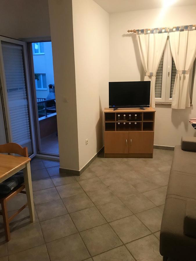 Apartments Juran Sukošan Exterior foto